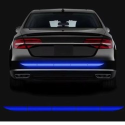 Reflexní výstražná nálepka na vozidle